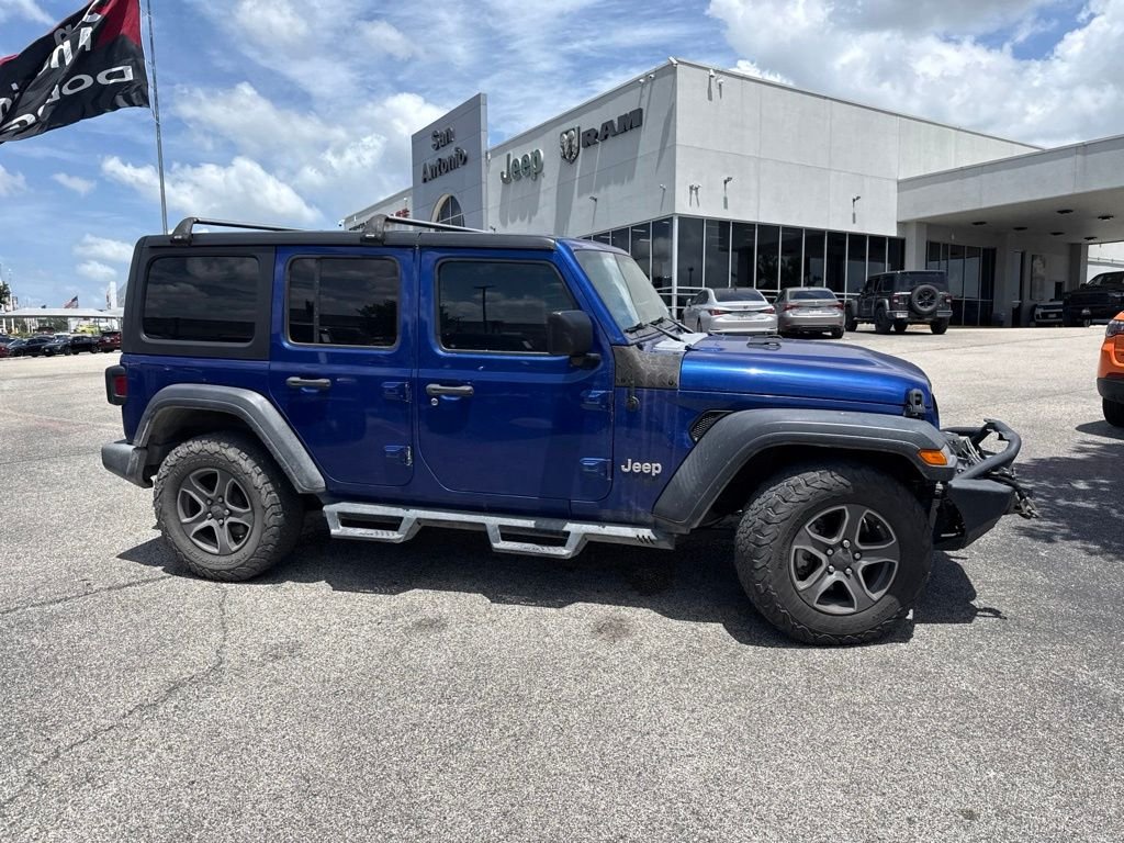 Used 2018 Blue Jeep Unlimited Sport S image 7