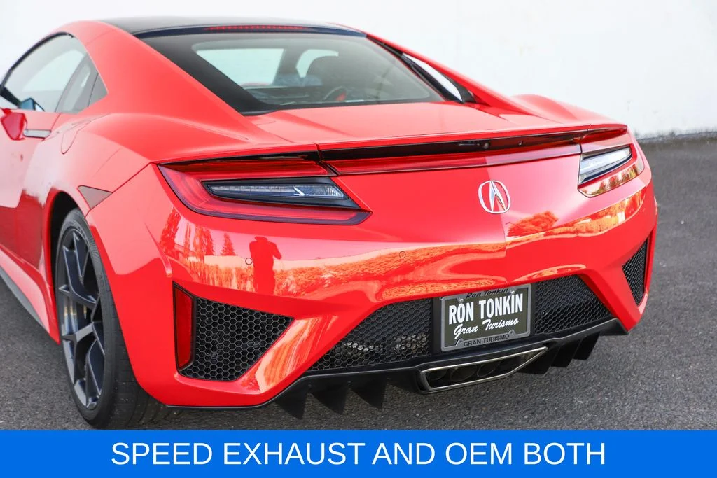Used 2018 Red Acura  image 32