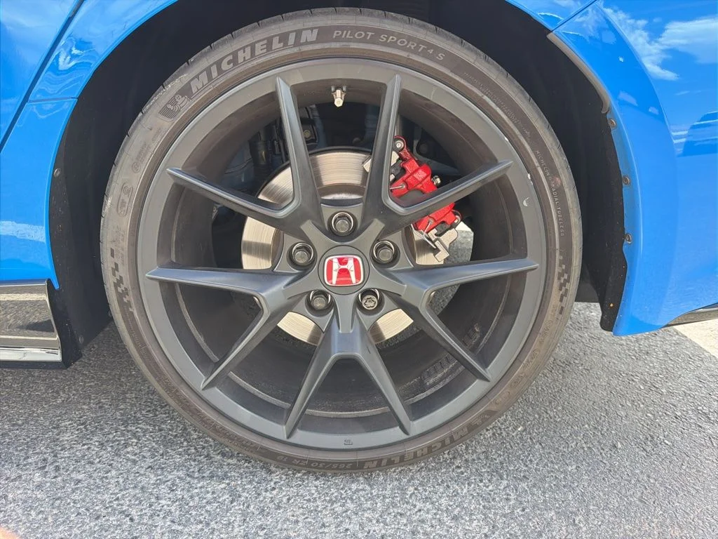 Used 2024 Boost Blue Pearl Honda  image 12