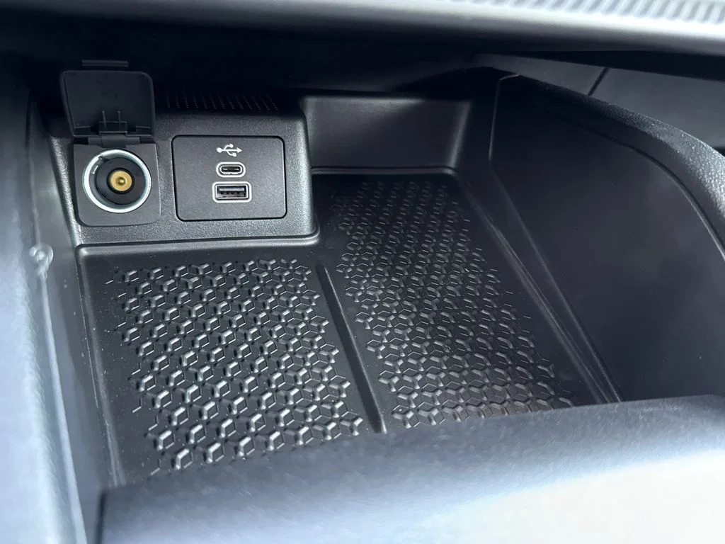 New 2026 Black Ford Outer Banks image 30