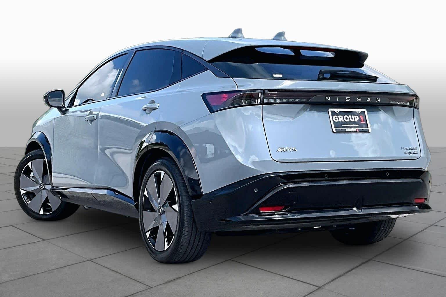 Used 2024 Boulder Gray Pearl Nissan PLATINUM+ image 11