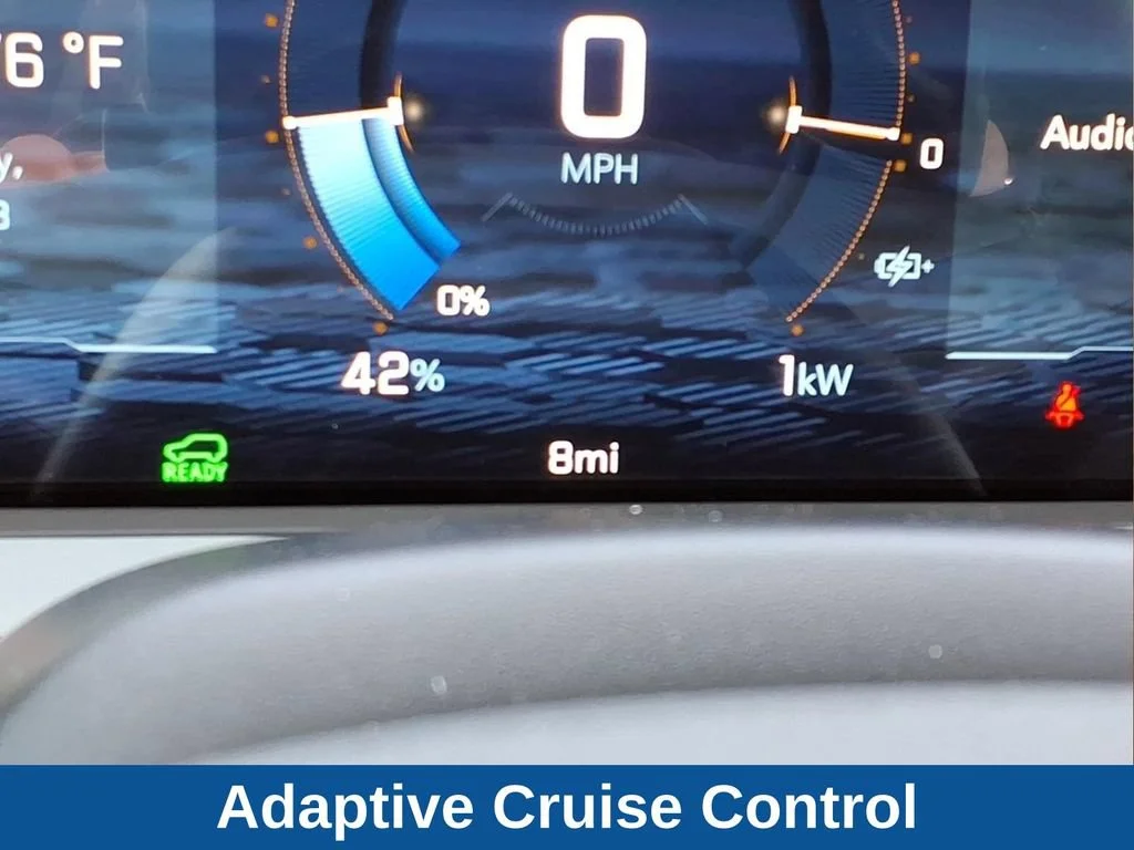 2027 Chevrolet Bolt LT - Photo 15