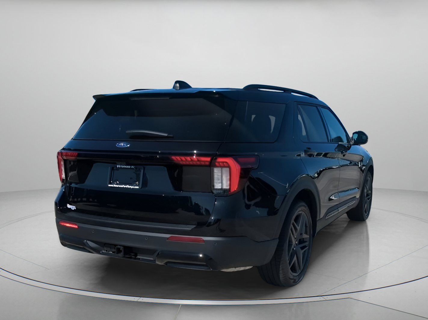 New 2026 Agate Black Metallic Ford ST-Line image 23
