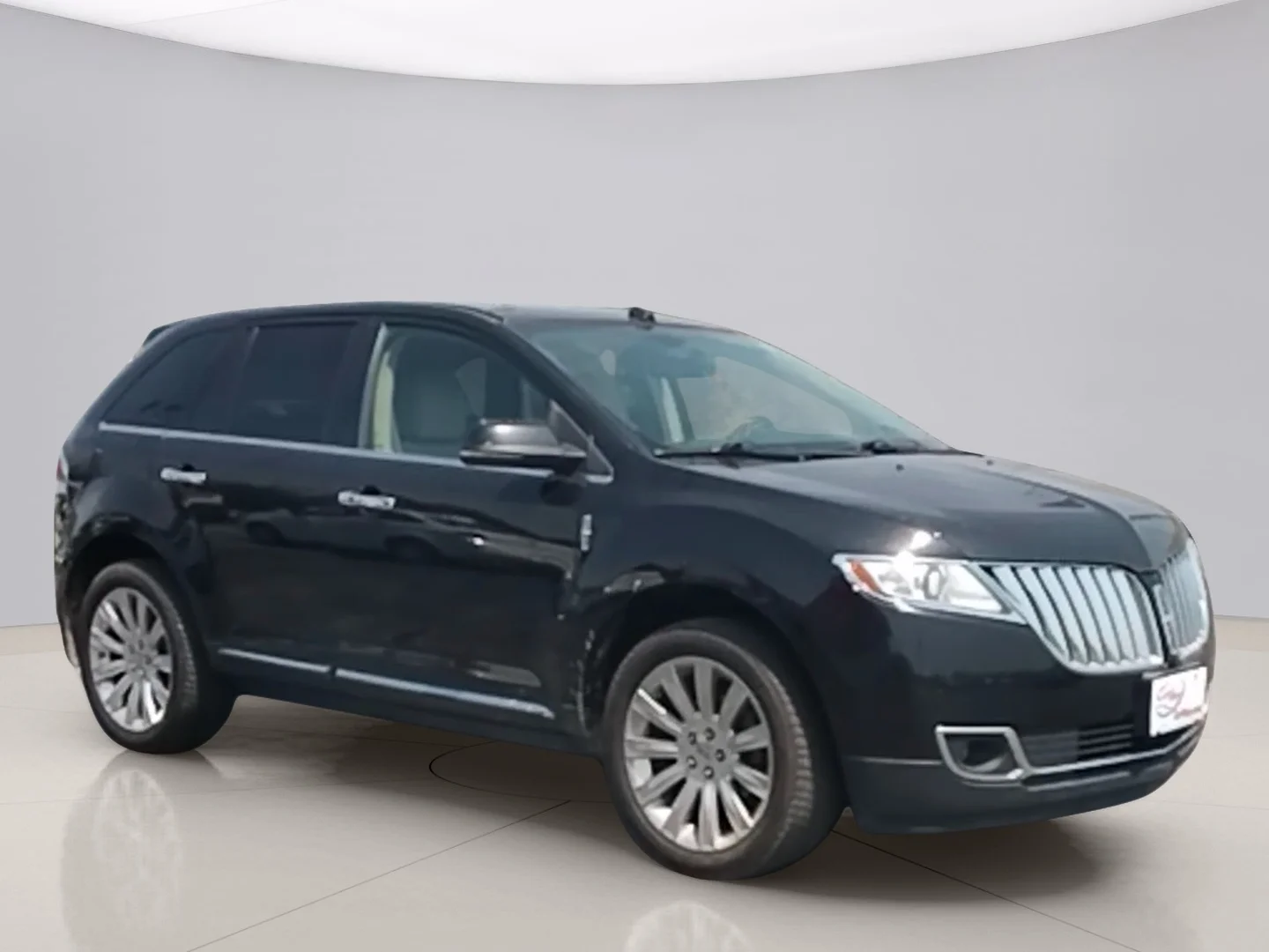 Used 2013 Black Lincoln AWD image 7