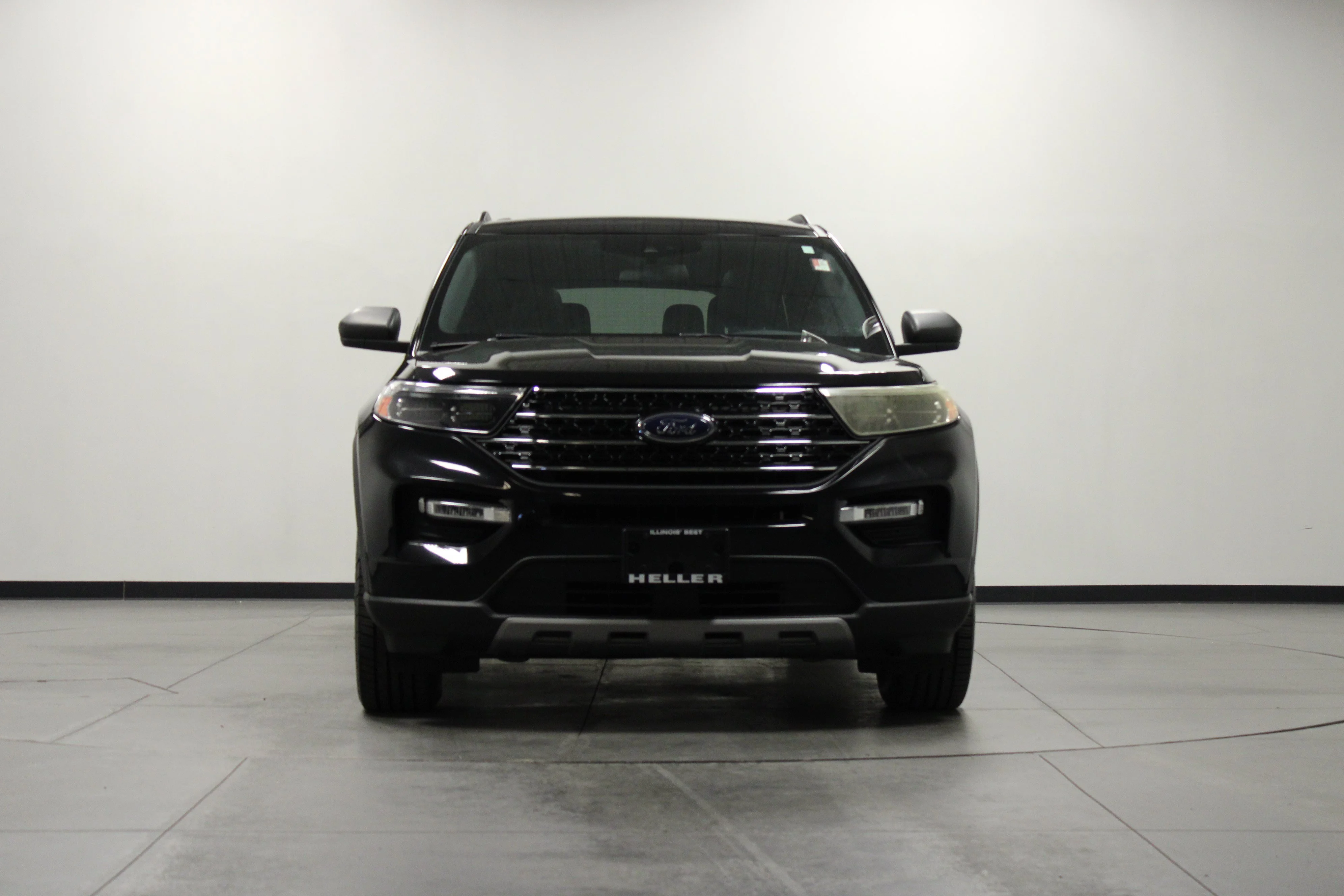 Used 2020 Black Metallic Ford XLT image 9