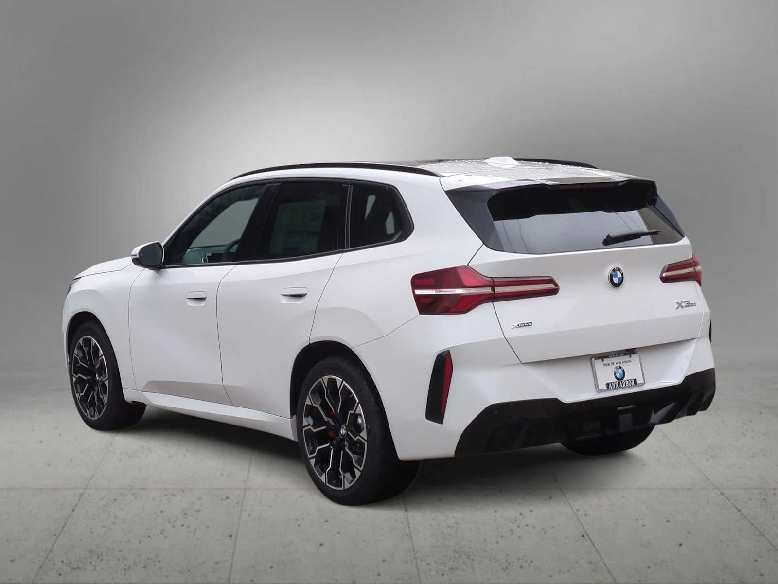 New 2026 Alpine White BMW 30 xDrive image 6