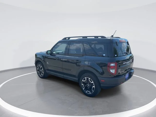 Used 2024 Black Ford Outer Banks image 5