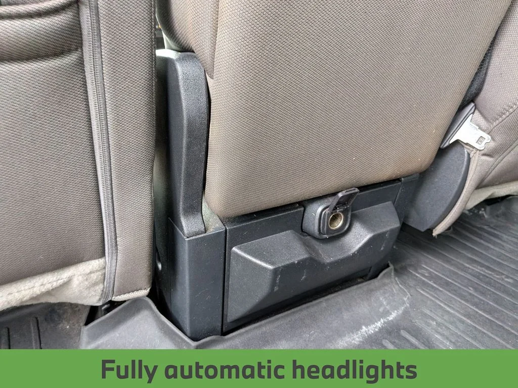 Used 2022 Gray Ford XLT image 36