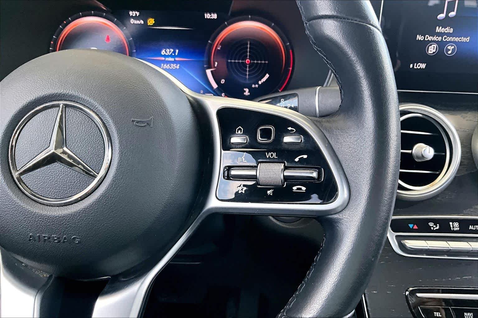 Used 2022 Black Mercedes-Benz GLC 300 image 22