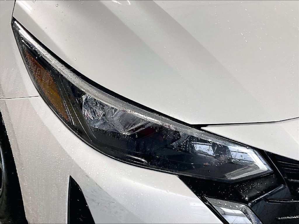 Used 2024 White Nissan SV image 32