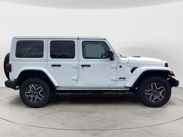 Certified Used 2025 Bright White Clearcoat Jeep Sahara image 6