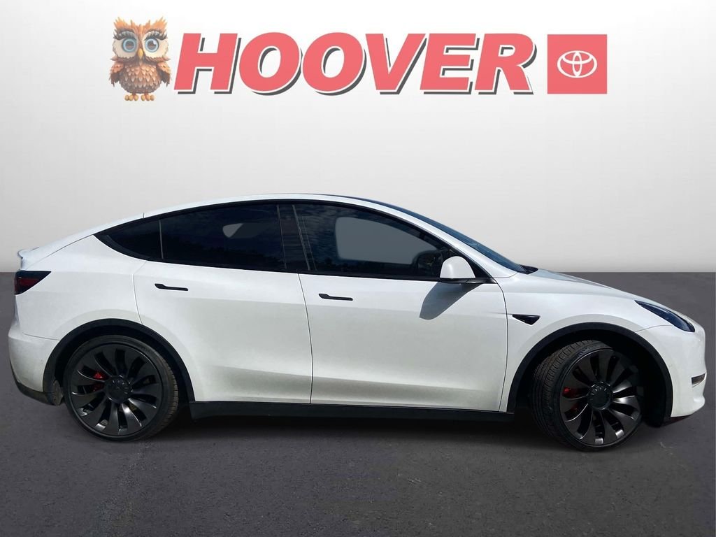 Used 2022 White Tesla Performance image 2