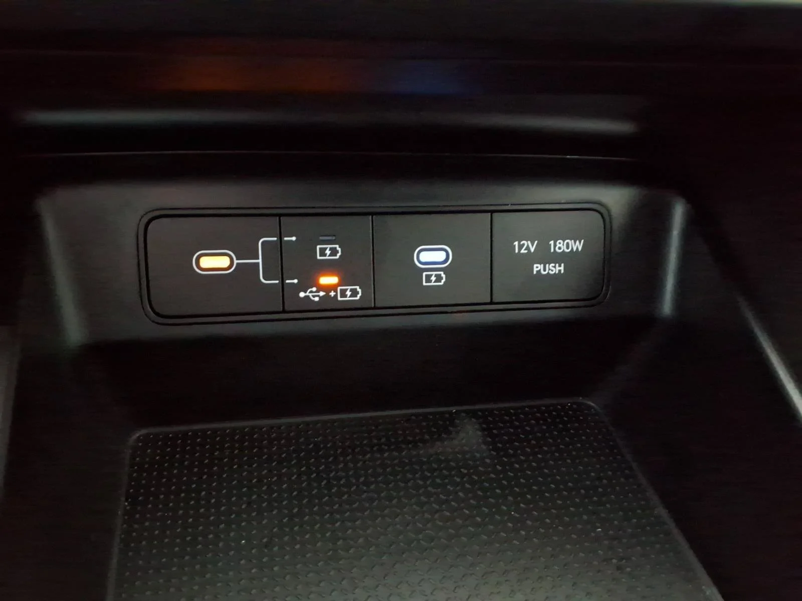 2026 Hyundai Tucson SE - Photo 24