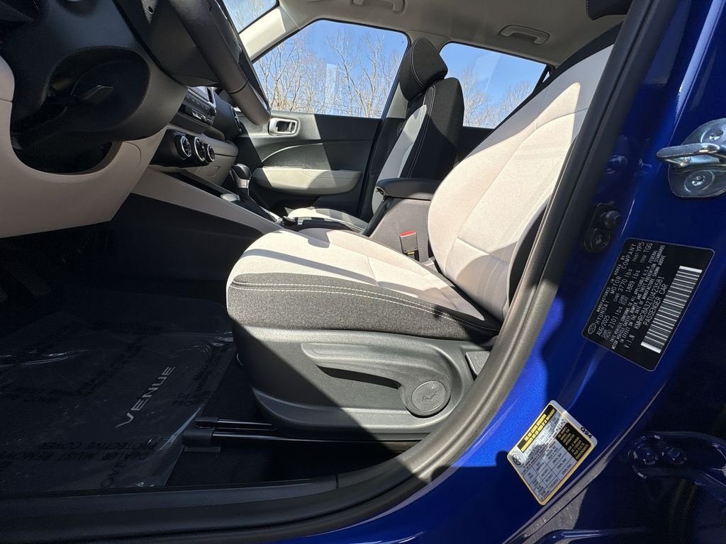 2026 Hyundai Venue SEL - Photo 14