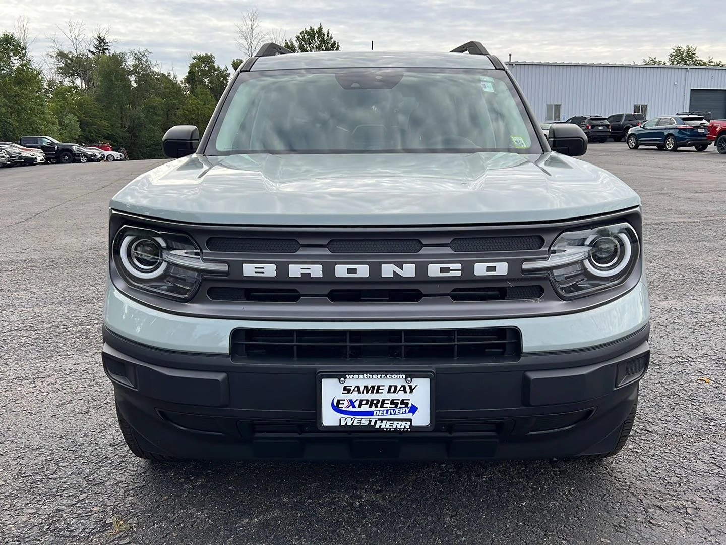 Used 2024 Cactus Gray Ford Big Bend image 17