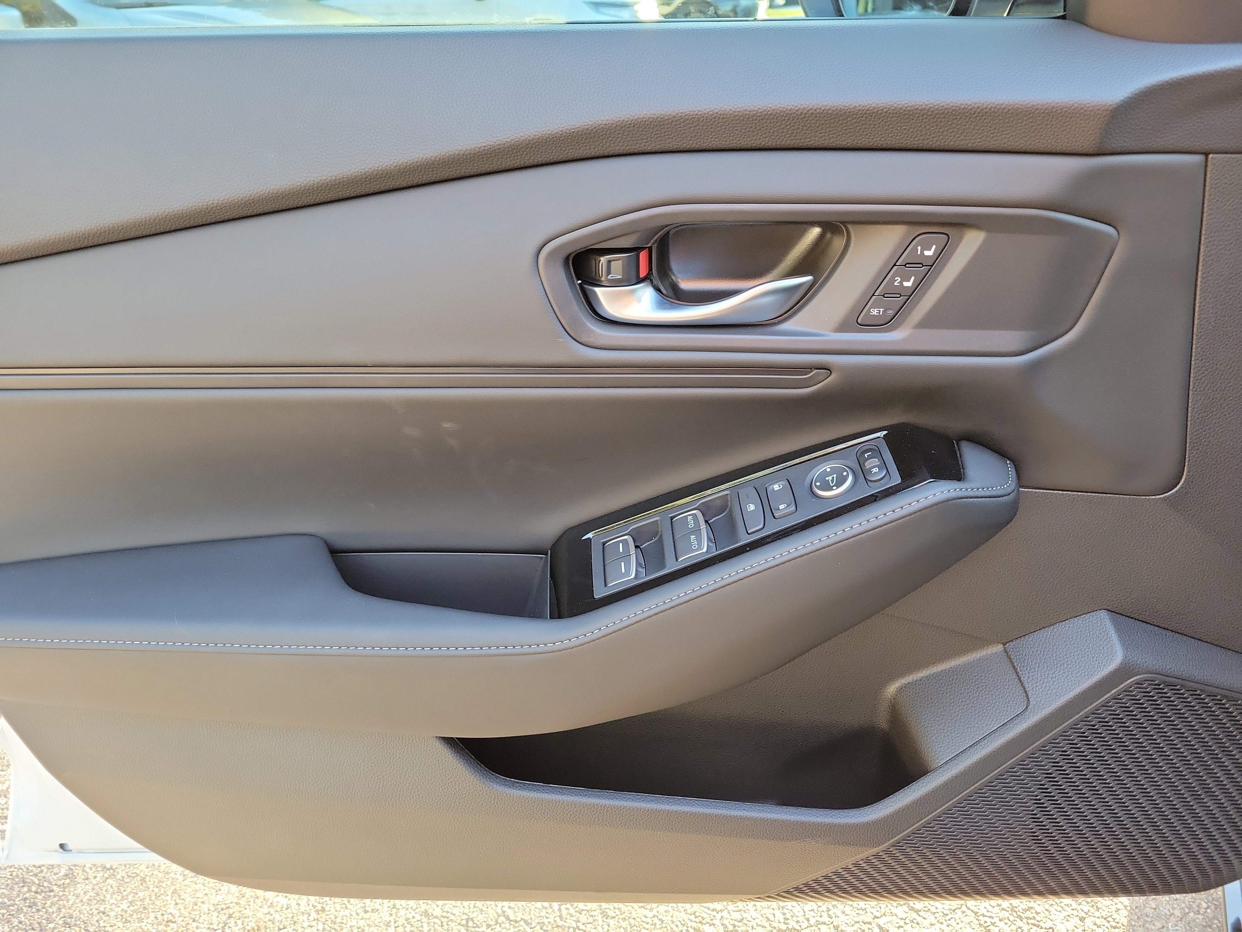 2026 Honda Accord Hybrid Touring - Photo 21