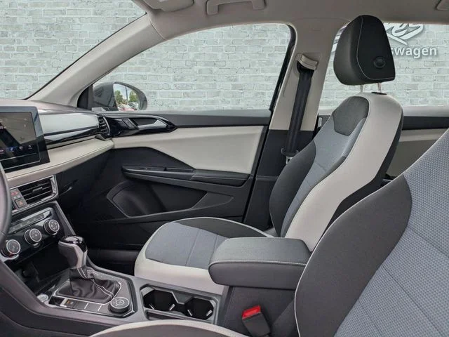 Used 2025  Volkswagen 1.5T S image 19