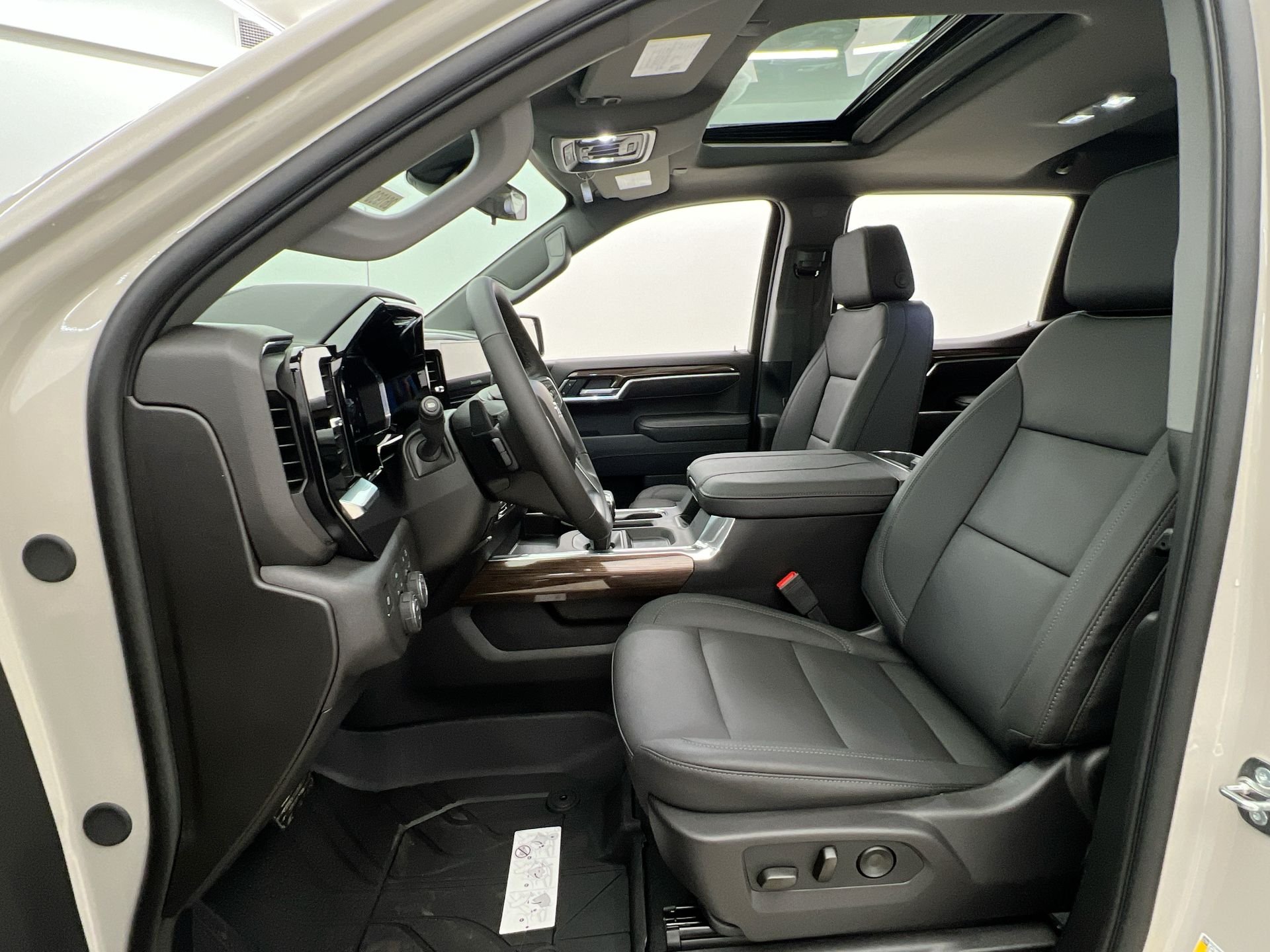 2026 Chevrolet Silverado 1500 RST - Photo 63