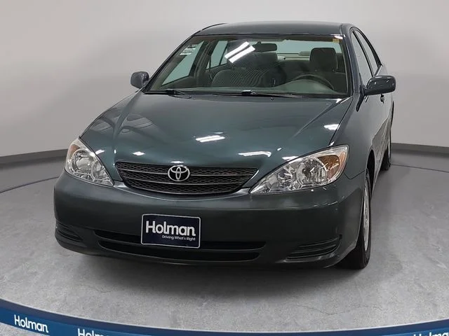 Used 2003 Green Toyota  image 3
