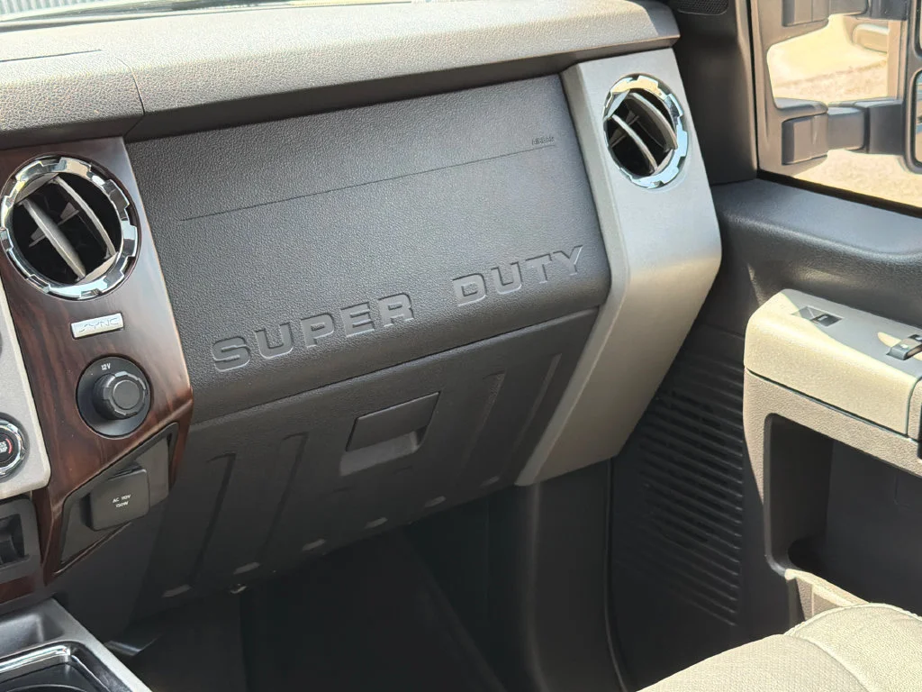 Used 2016 Black Ford Lariat image 15