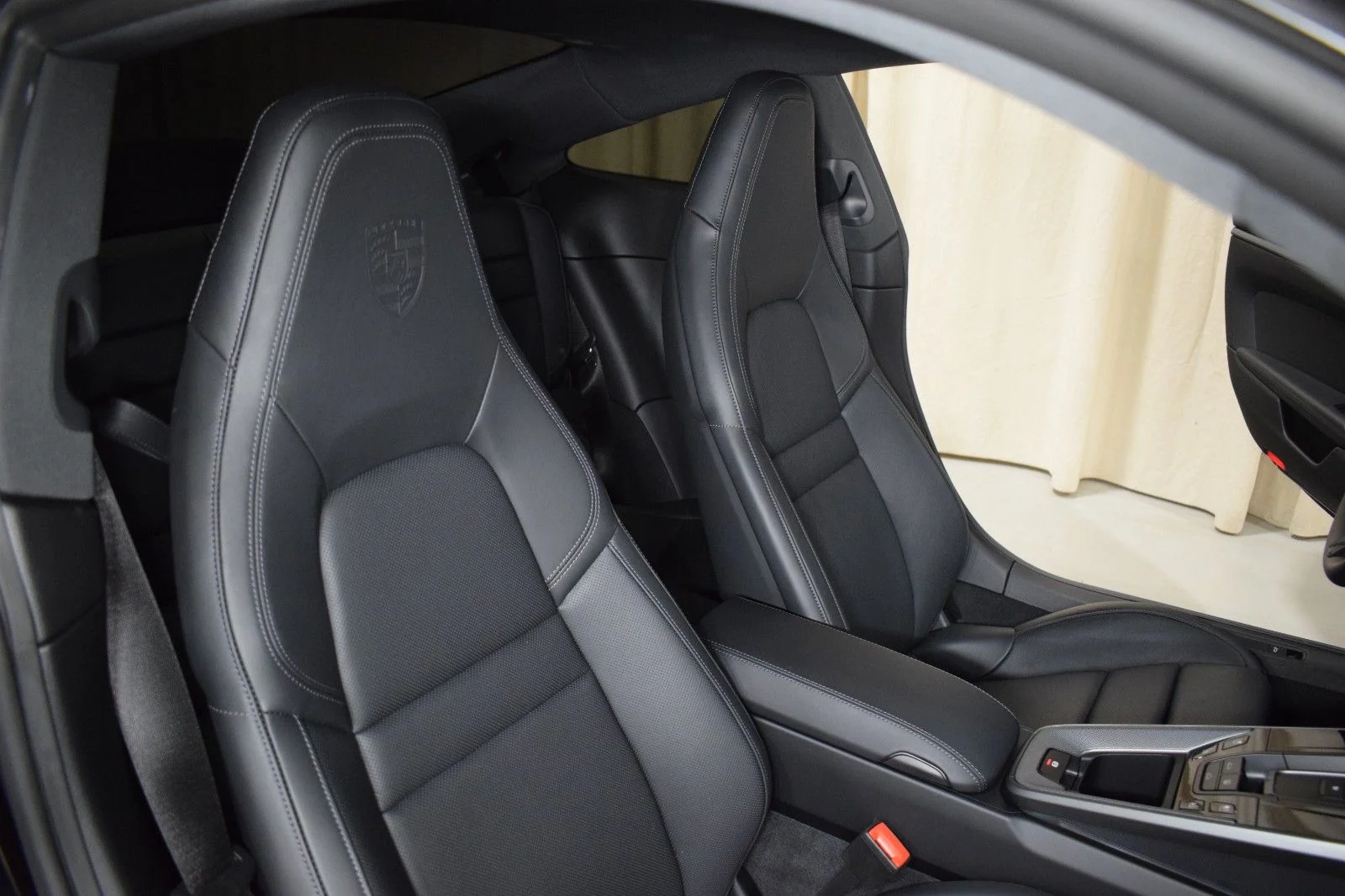 Used 2026 Black Porsche  image 19