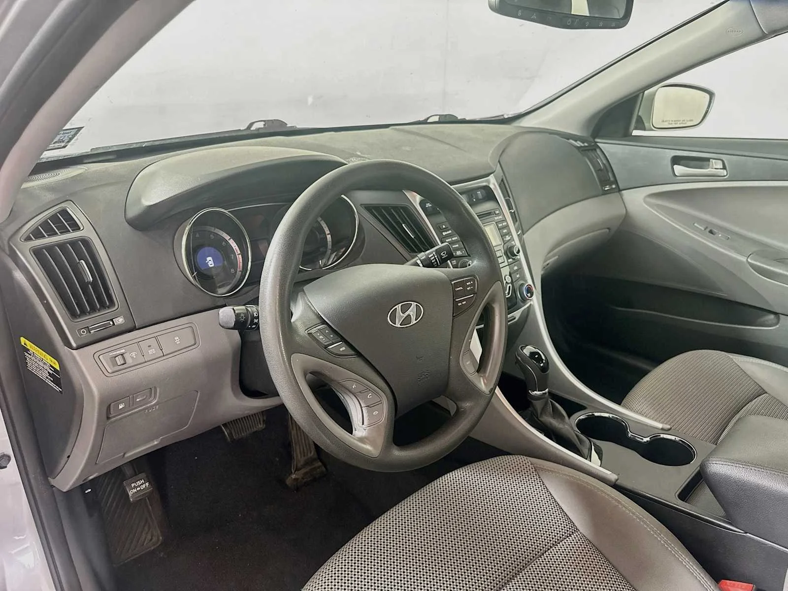 Used 2012 Radiant Silver Hyundai GLS PZEV image 7