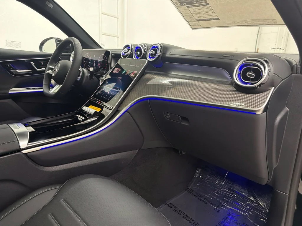 New 2027 Black Mercedes-Benz GLC 300 Coupe image 29