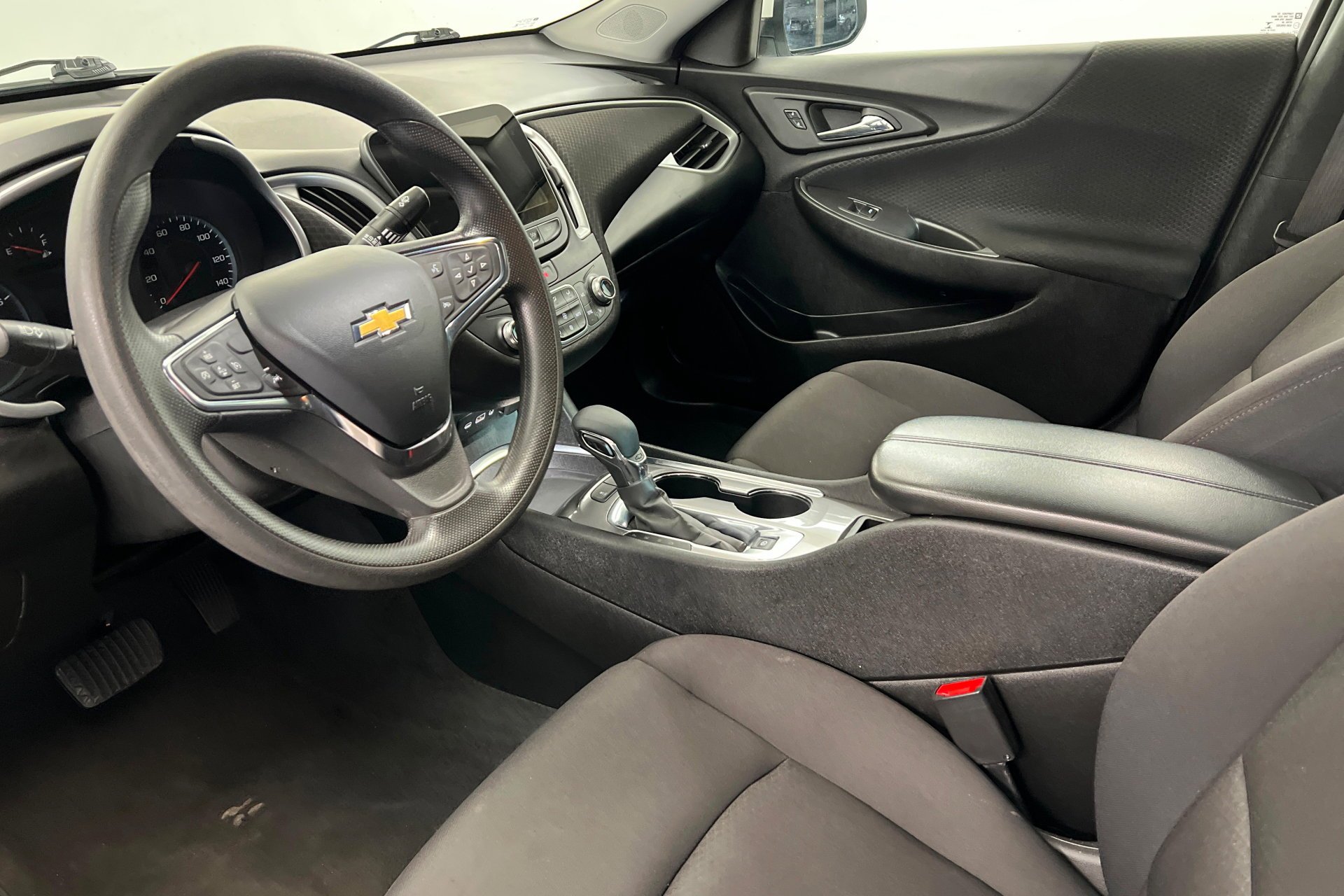 2024 Chevrolet Malibu 1LT - Photo 16