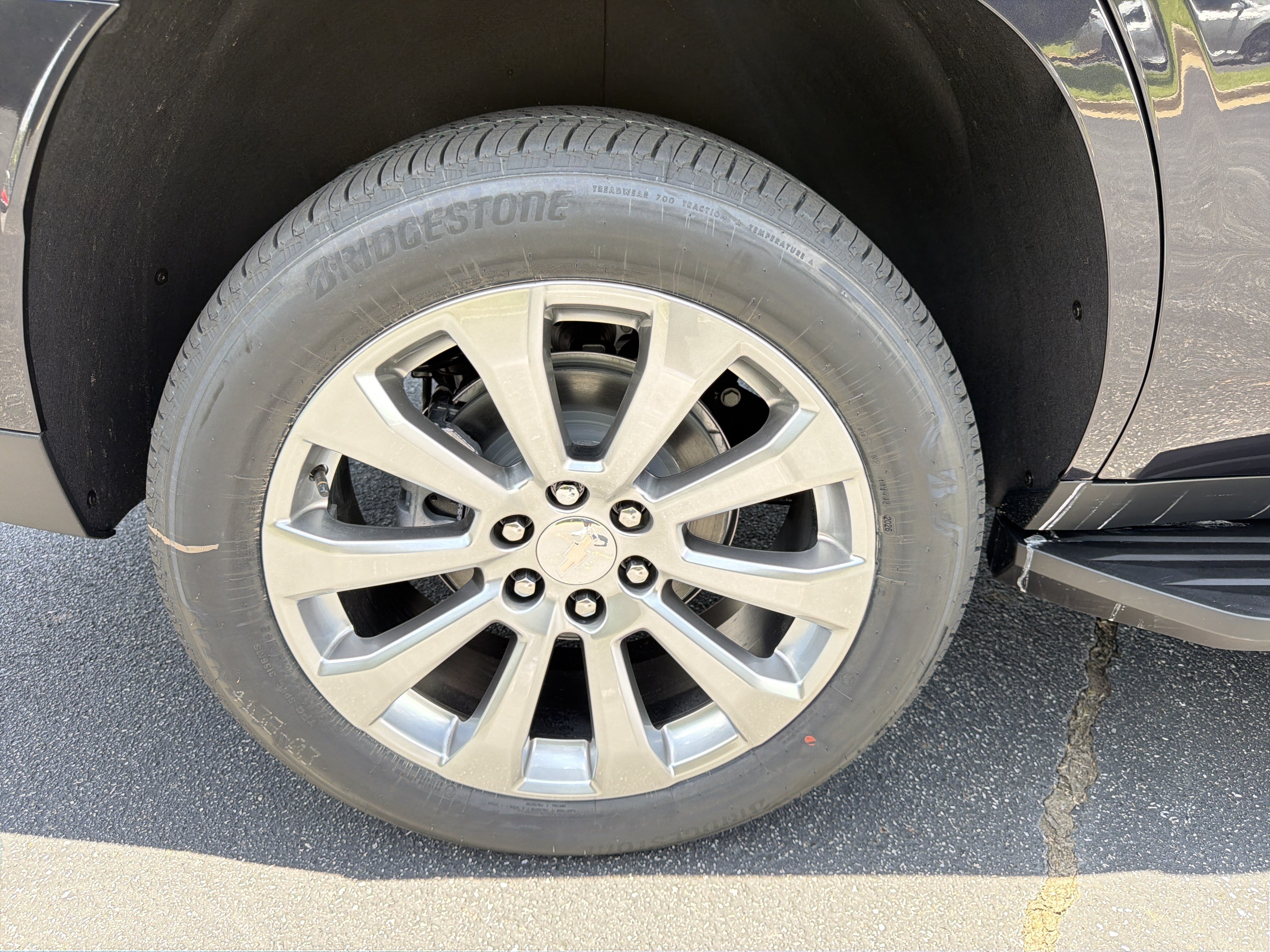 New 2026 Dark Ash Metallic Chevrolet Premier image 18