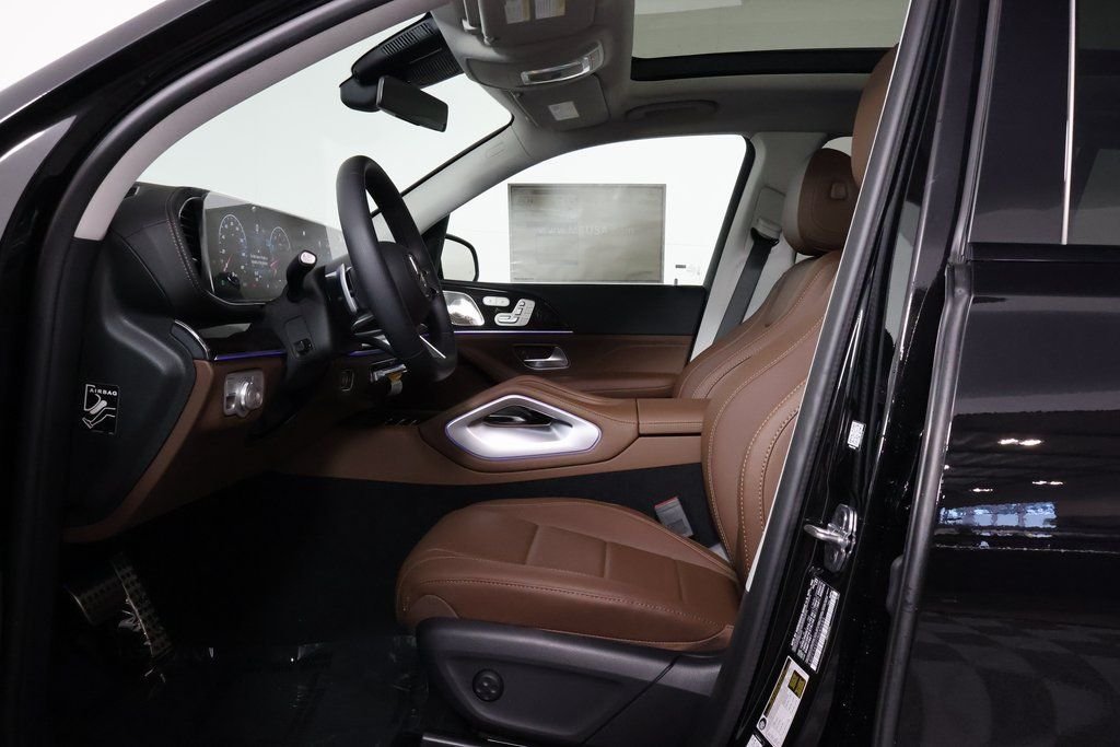 New 2026 Obsidian Black Metallic Mercedes-Benz GLS 450 image 5
