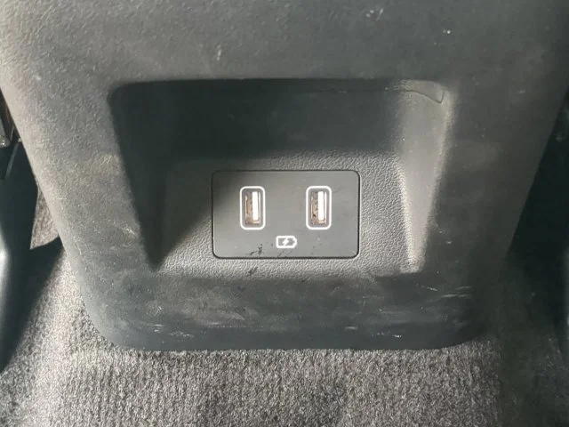 Used 2022  Hyundai Limited image 17
