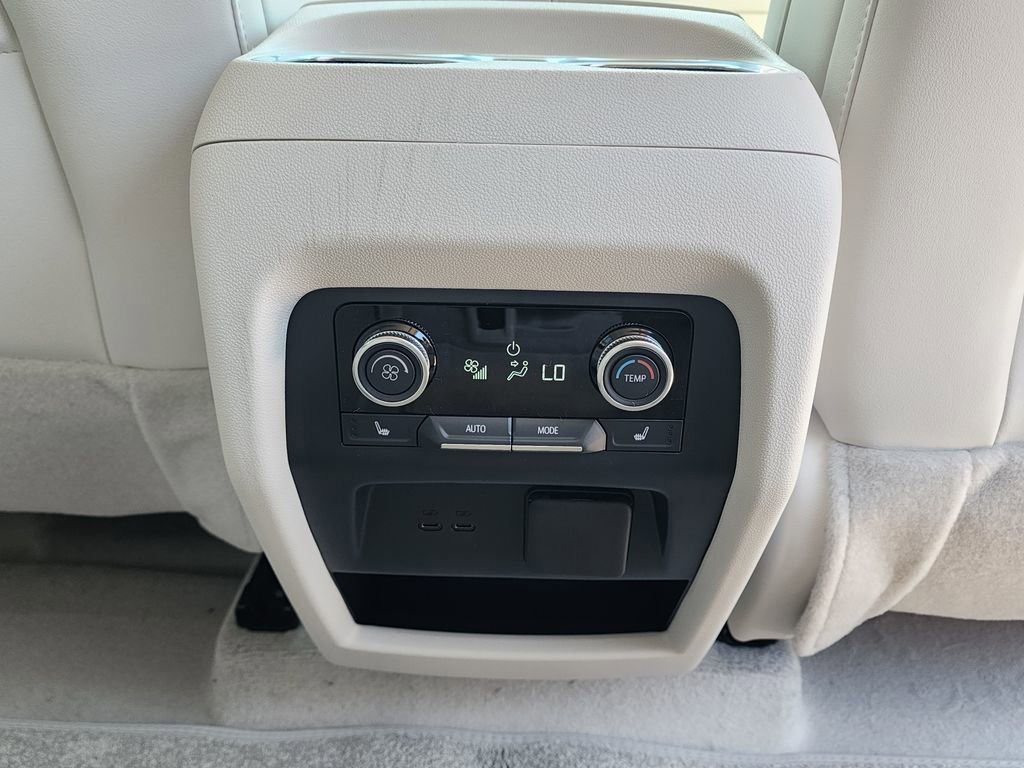 2026 Buick Enclave Avenir - Photo 48