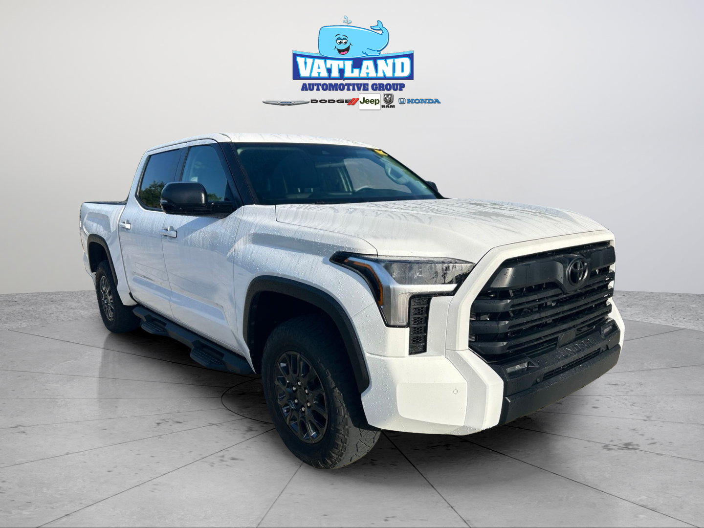 Used 2024 White Toyota SR5 image 7