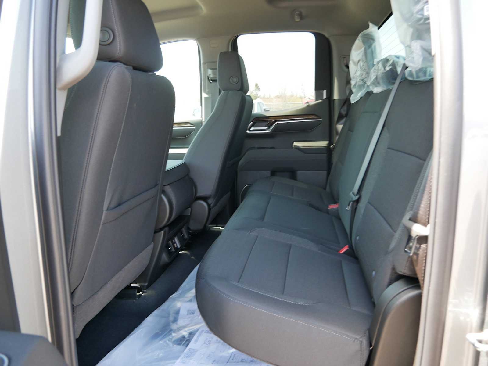 2026 GMC Sierra 1500 Elevation - Photo 12