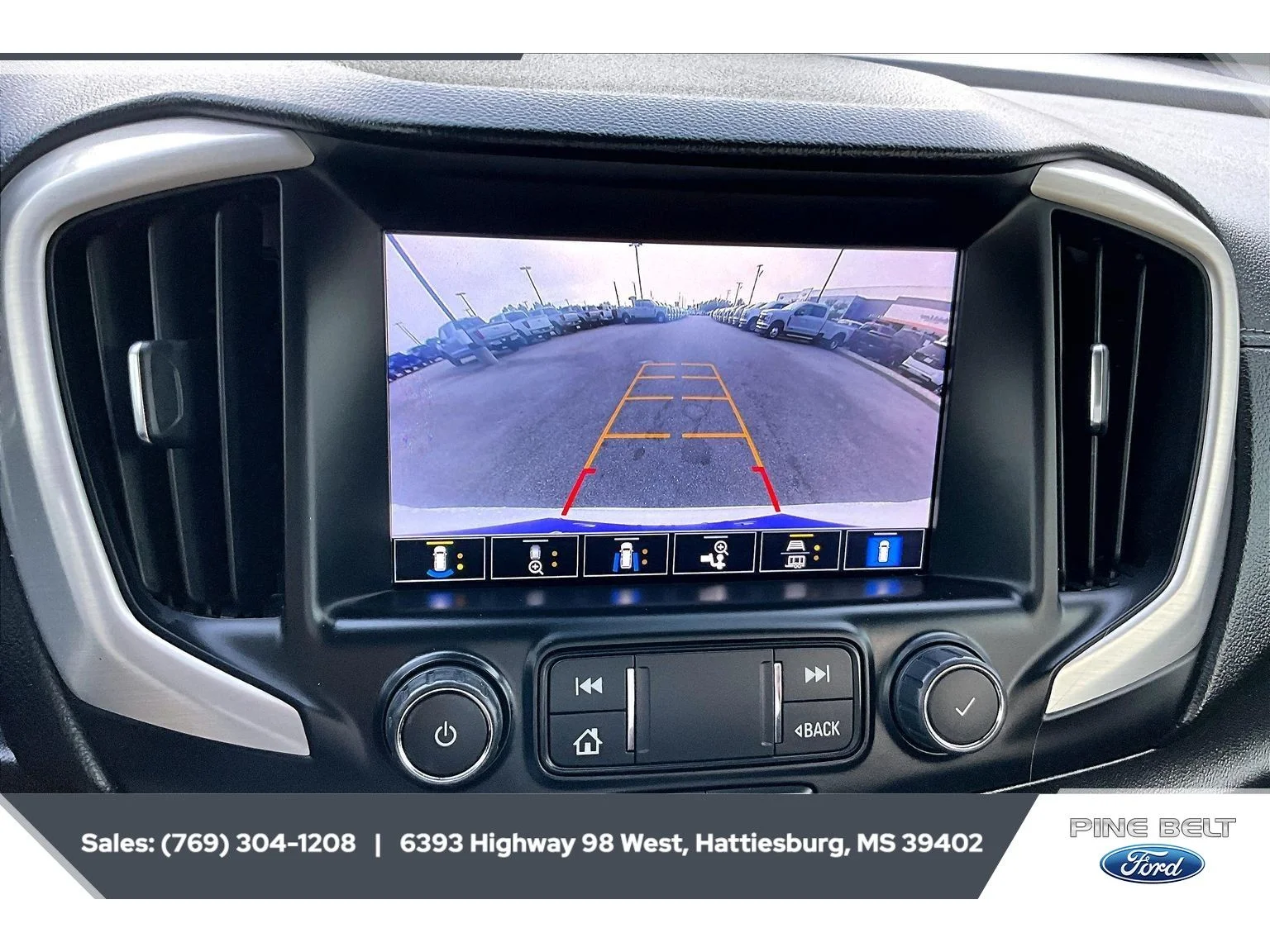 Used 2022 Summit White GMC SLT image 15