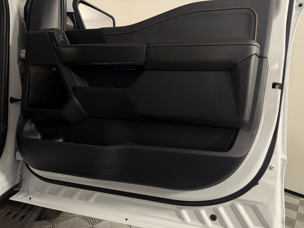 Used 2025 Oxford White Ford Tremor image 33
