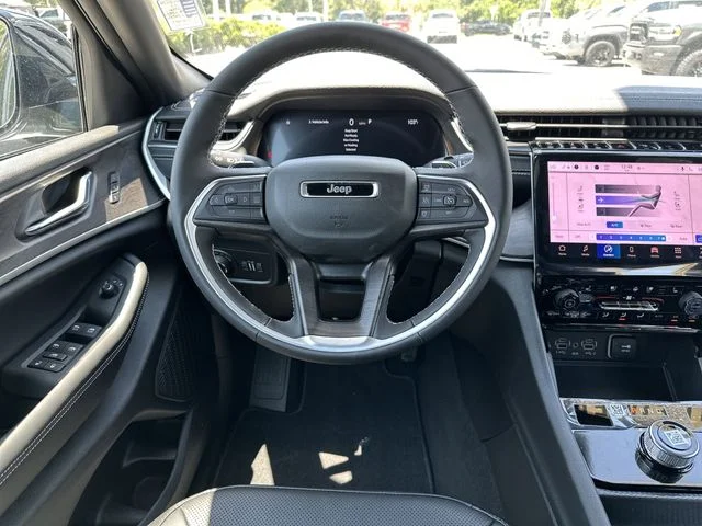 2025 Jeep Grand Cherokee Limited - Photo 14
