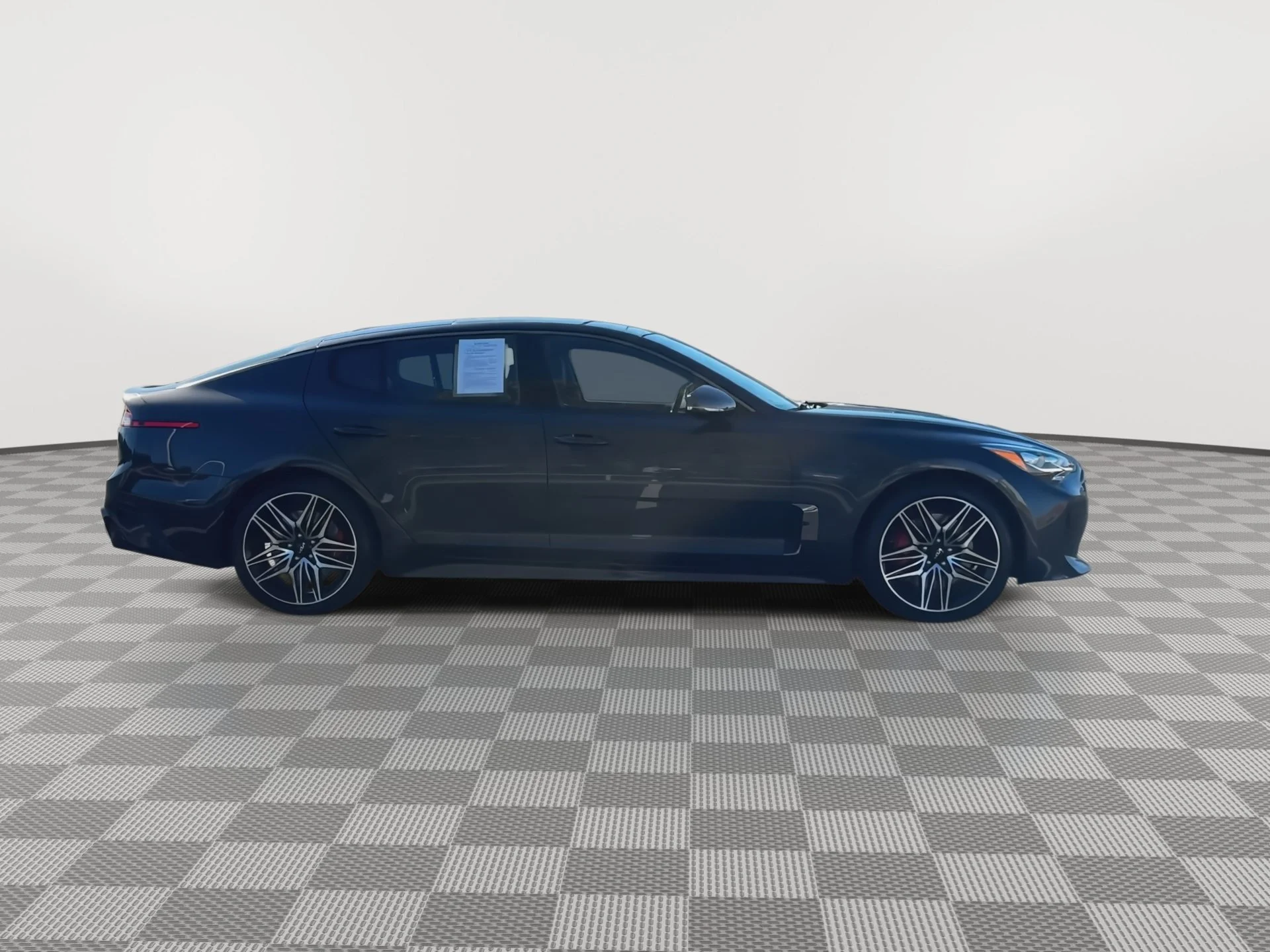 2023 Kia Stinger GT2 - Photo 9