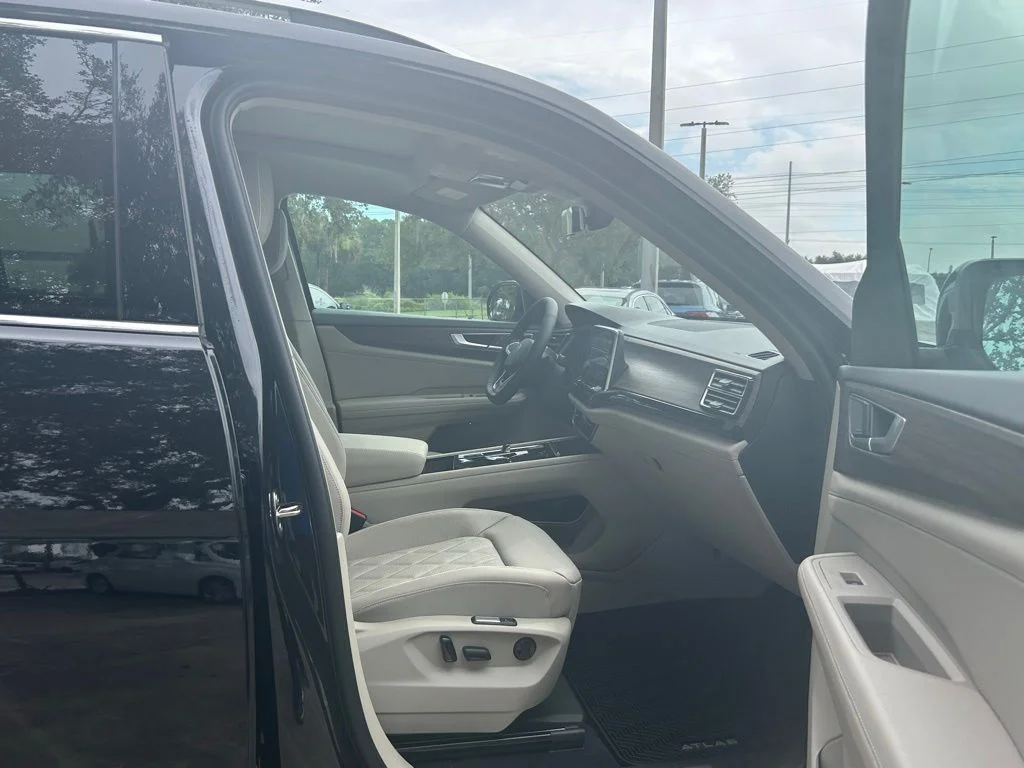 2026 Volkswagen Atlas SEL Premium R-Line - Photo 33