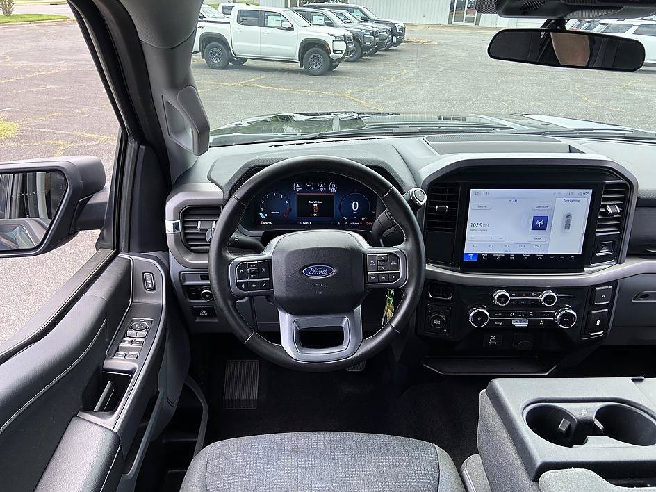 Used 2025 Black Metallic Ford XLT image 22