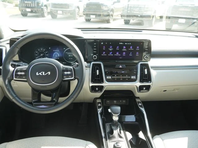 Used 2023 White Kia SX image 14