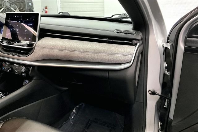2024 Jeep Compass Latitude - Photo 19
