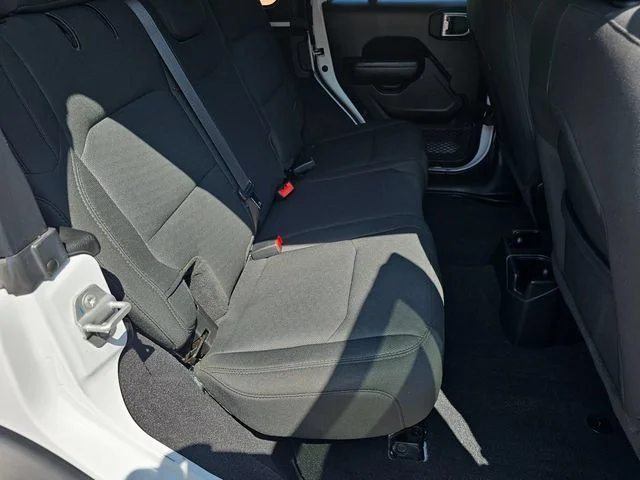 Used 2022 White Jeep Unlimited Willys image 37