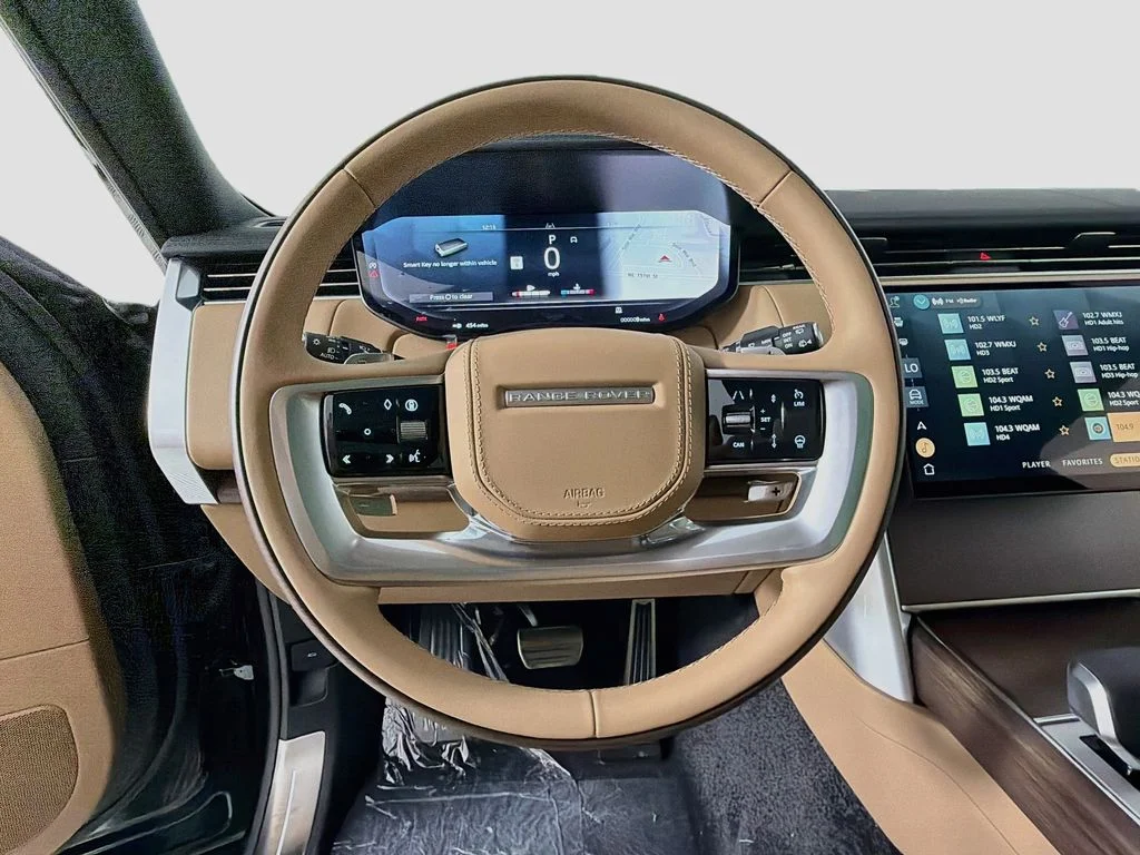 New 2026 British Racing Green Land Rover SE image 11