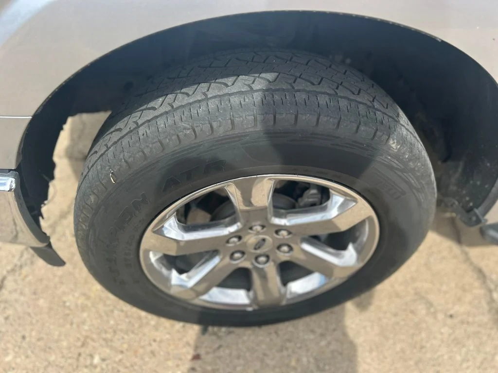 Used 2022 Silver Ford XLT image 37