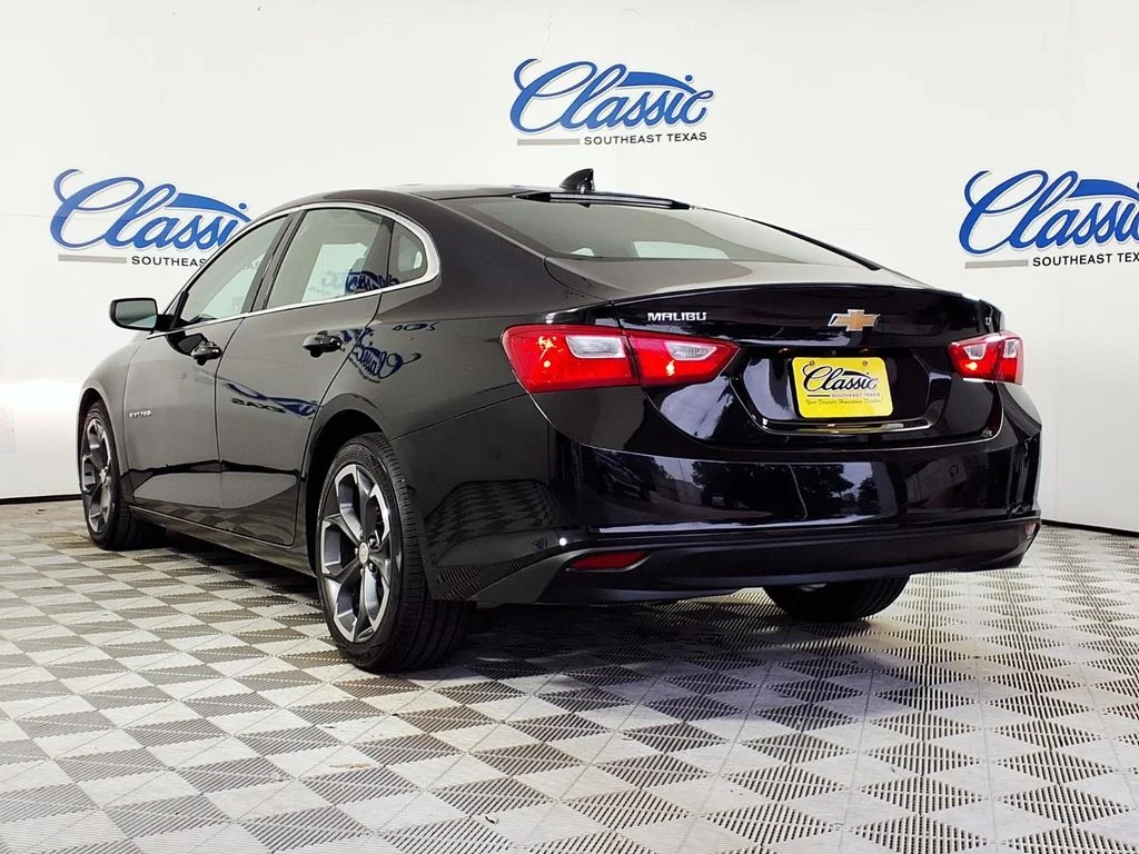 1G1ZD5ST9PF240356