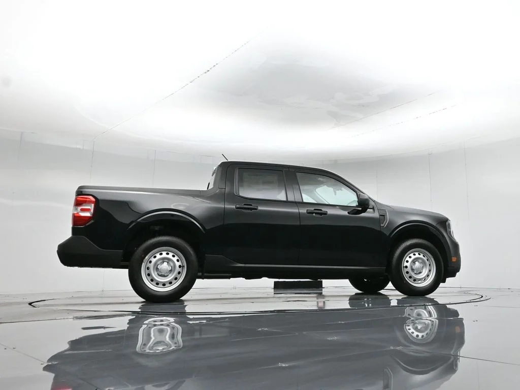 New 2026 Shadow Black Ford XL image 47