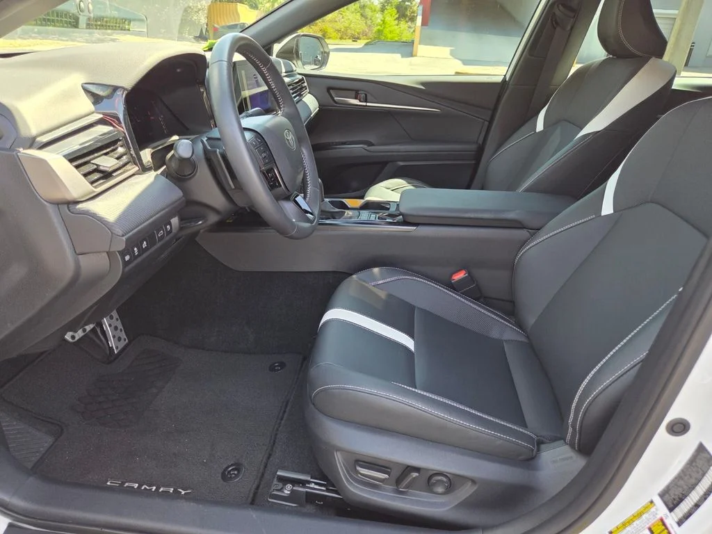 Certified Used 2025 White Toyota SE image 25