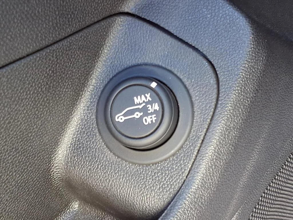 Used 2023 Ebony Twilight Metallic GMC Denali image 13