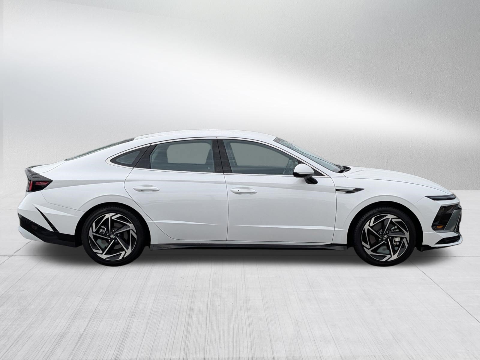Certified Used 2026 Serenity White Hyundai SEL Sport image 8